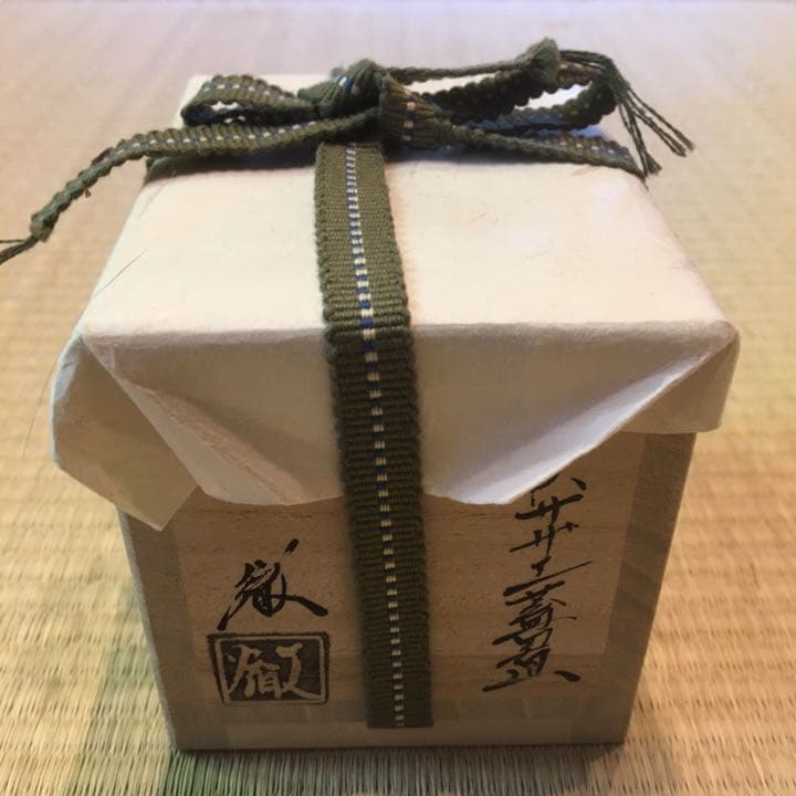【美品】茶道具・蓋置・萩焼サザエ｜守繁徹造・共箱・共布・略歴付き