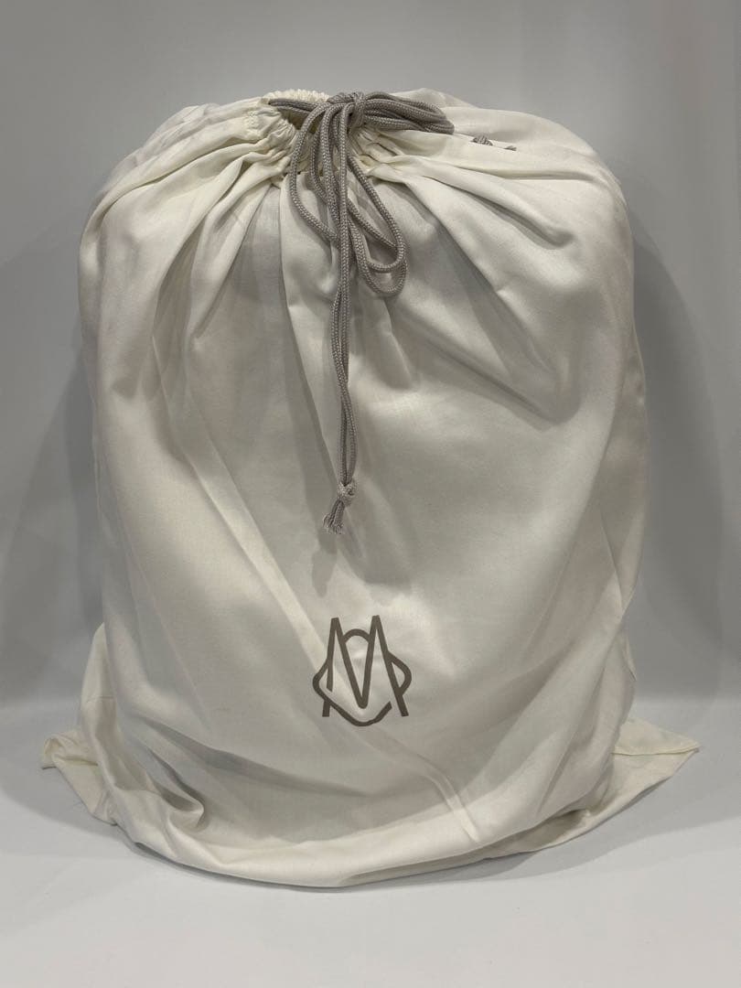 中古品RIMOWAリモワ×PORSCHEポルシェホワイト キャリーケース32L