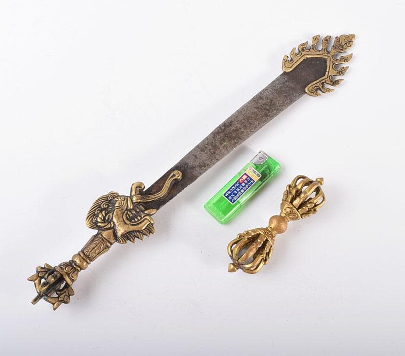チベット密教法具　銅鍍金　文殊菩薩　利剣　ガドゥガ　八鈷杵　金剛杵　V4138B