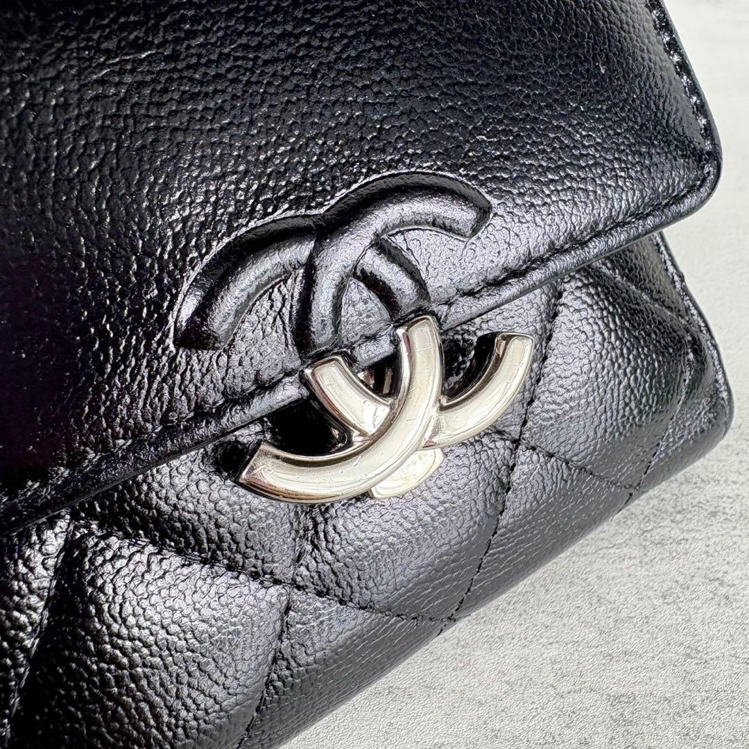 CHANEL シャネル　ハーフココ　三つ折り財布　キャビアスキン　ケース