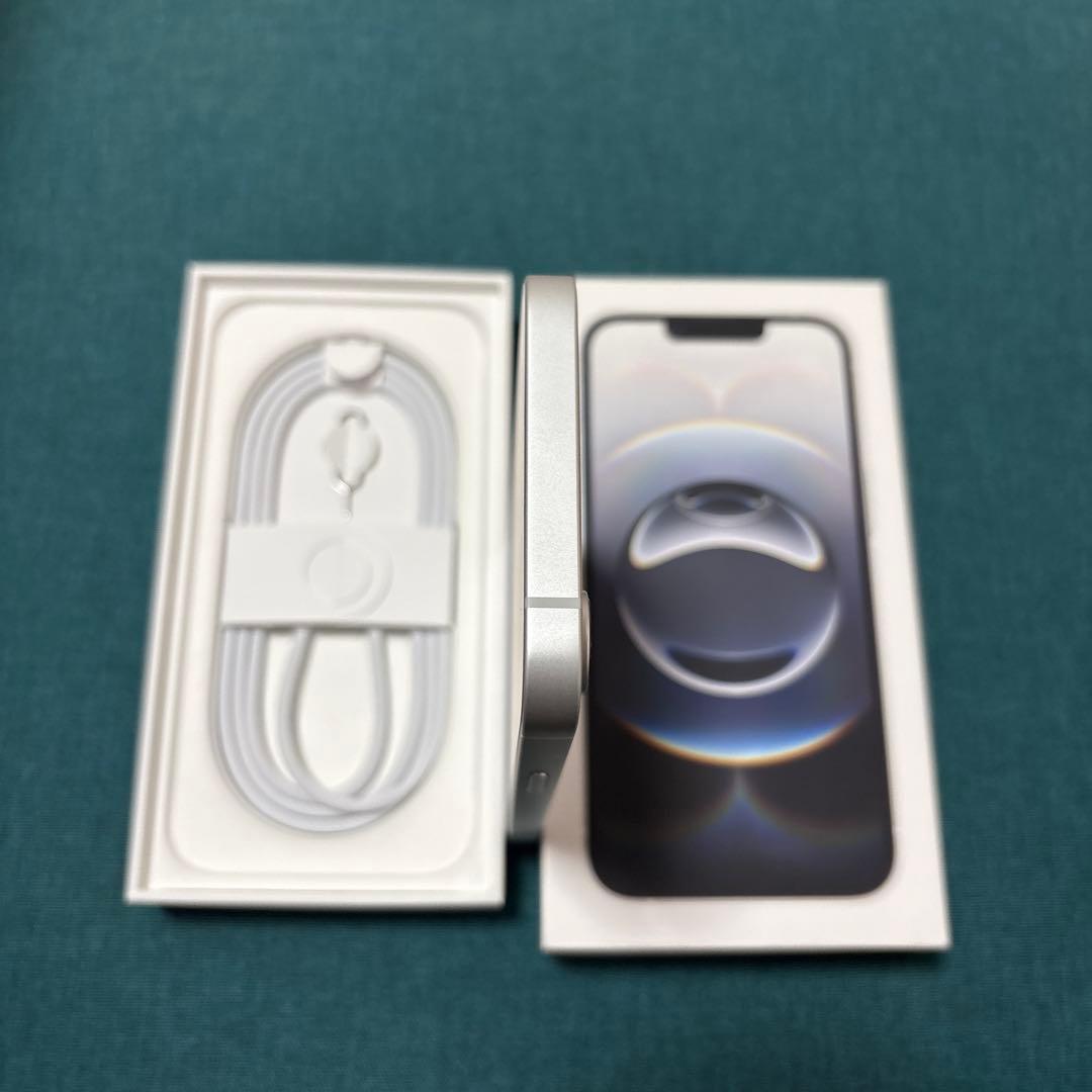 iPhone16e 128GB ホワイト 新品 SIMフリー おまけつき