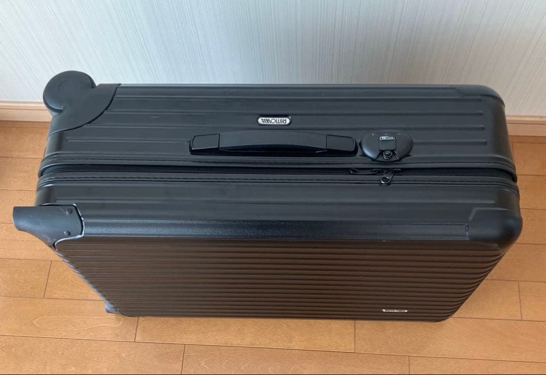 RIMOWAリモワ　ブラックキャリーケース