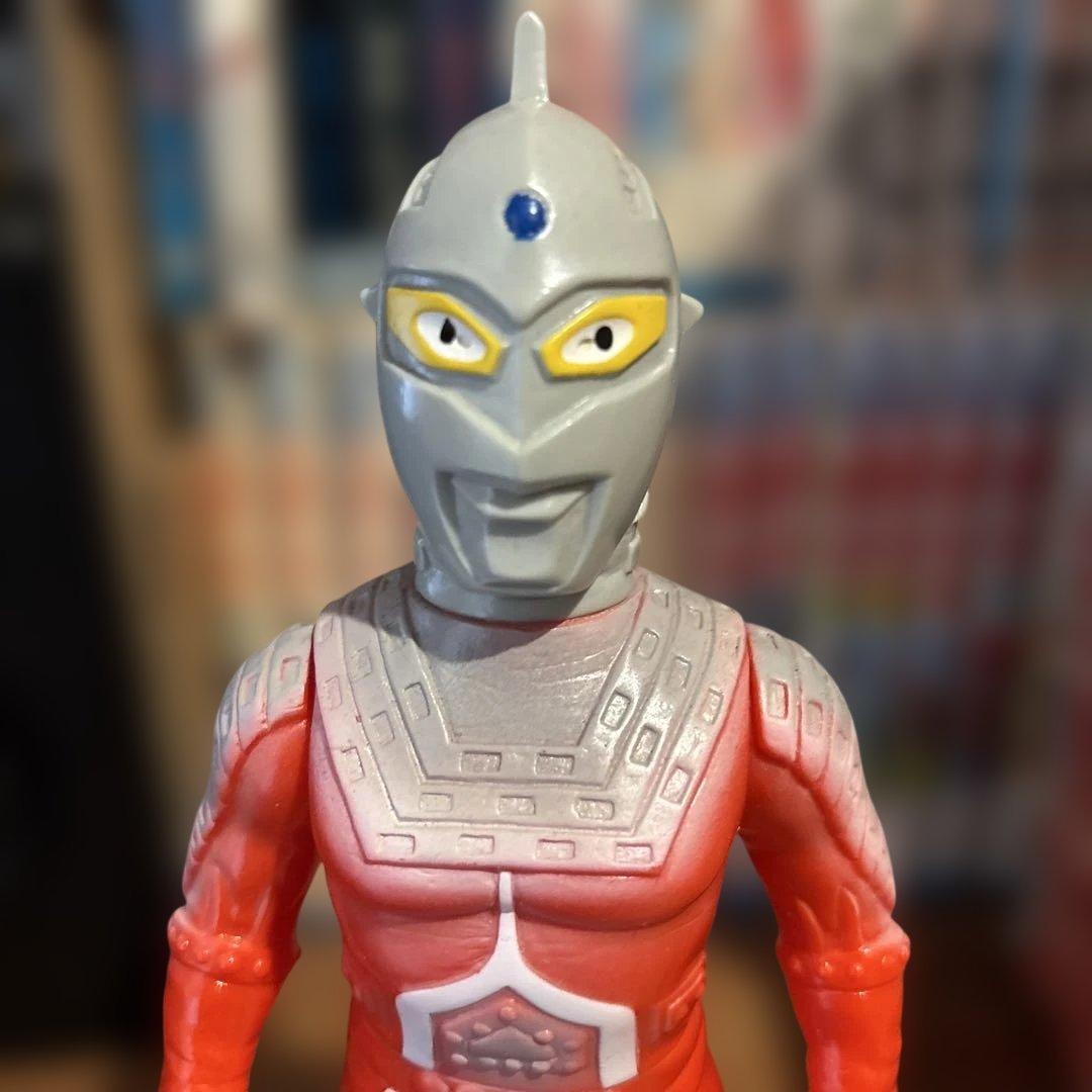 ニセウルトラセブン ソフビ べアモデル