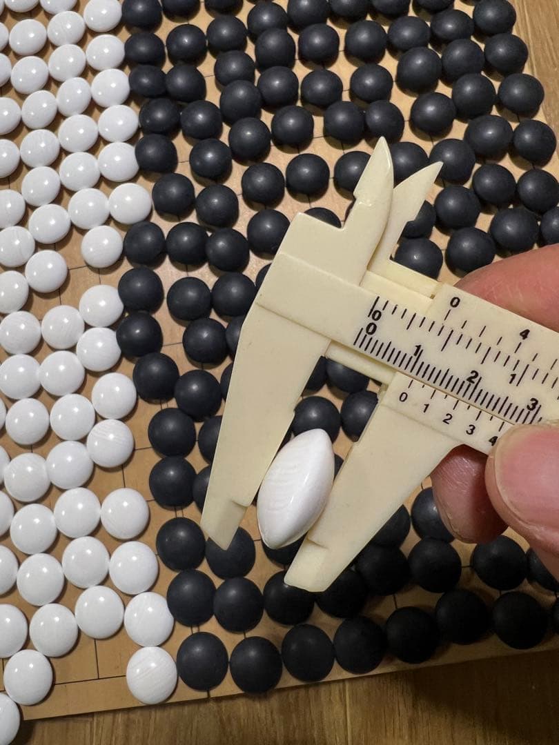 【美品】日向特製 蛤碁石＋本那智黒 39号 11mm 囲碁　任天堂碁盤