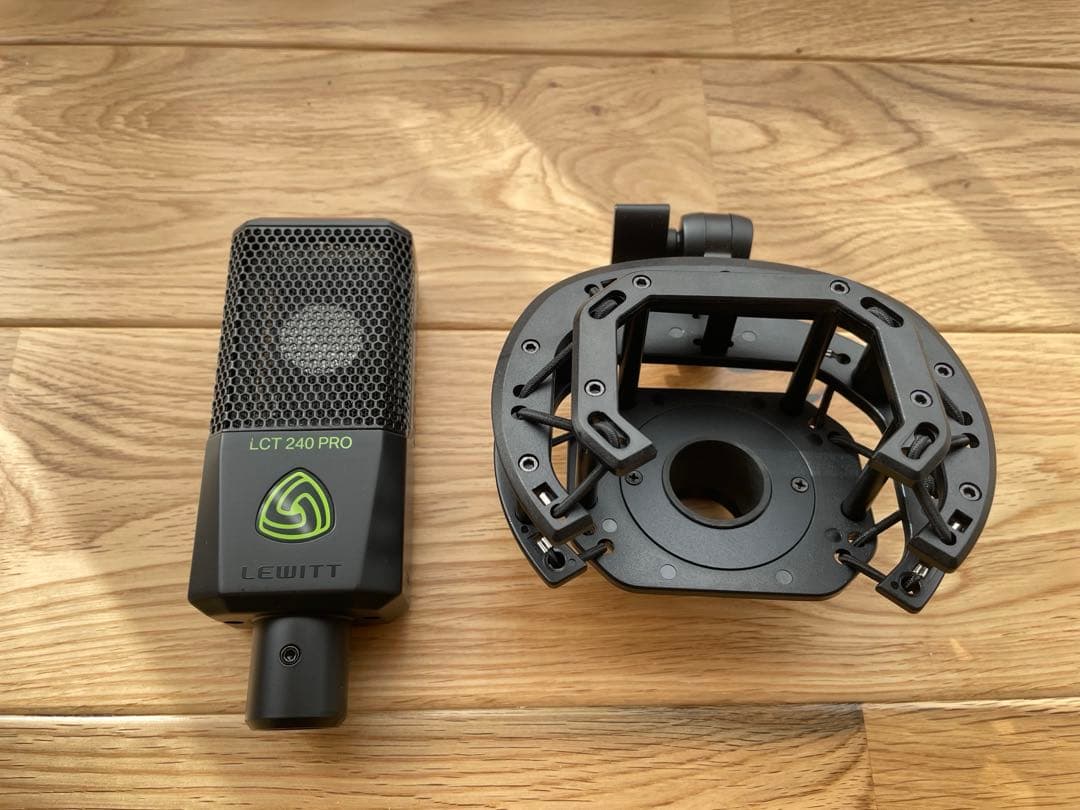 Lewitt LCT 240 PRO 専用ショックマウント付 その2