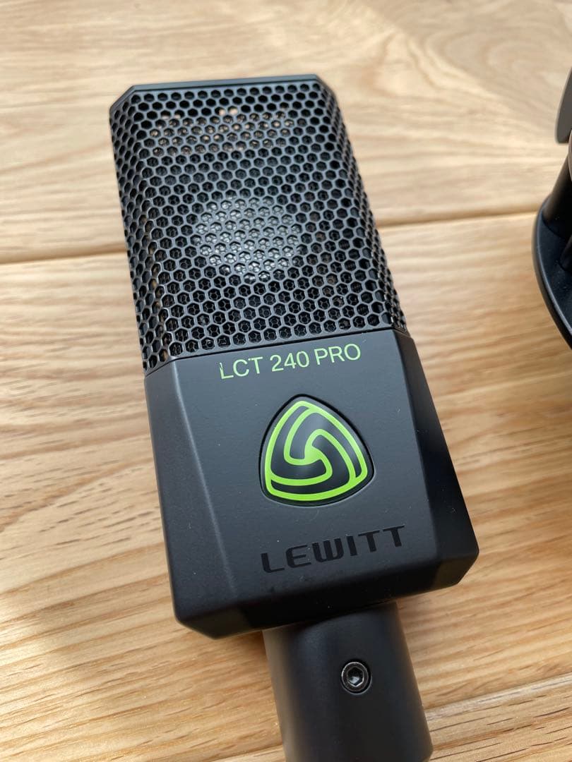 Lewitt LCT 240 PRO 専用ショックマウント付 その2