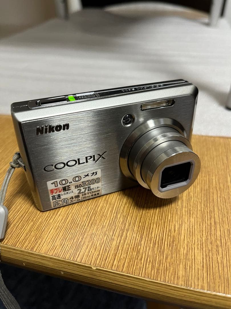 Nikon ニコン coolpix クールピクス S600