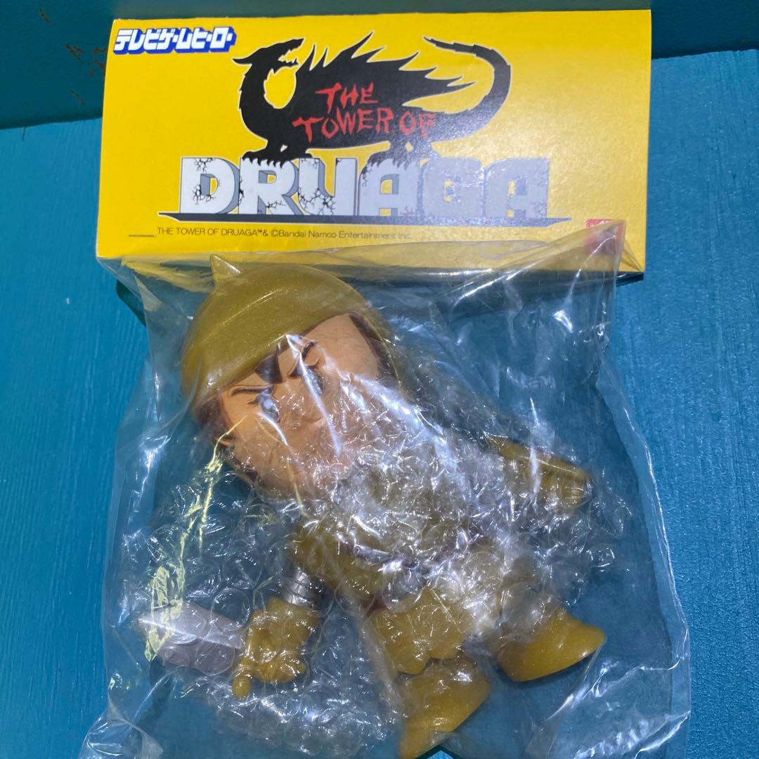 ファミコン　ドルアーガの塔　フィギュア