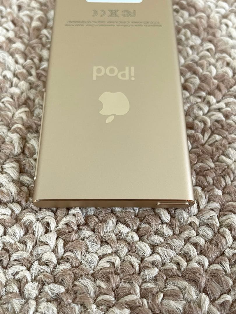 美品 iPod nano 第7世代 ゴールド2015年モデル Bluetooth