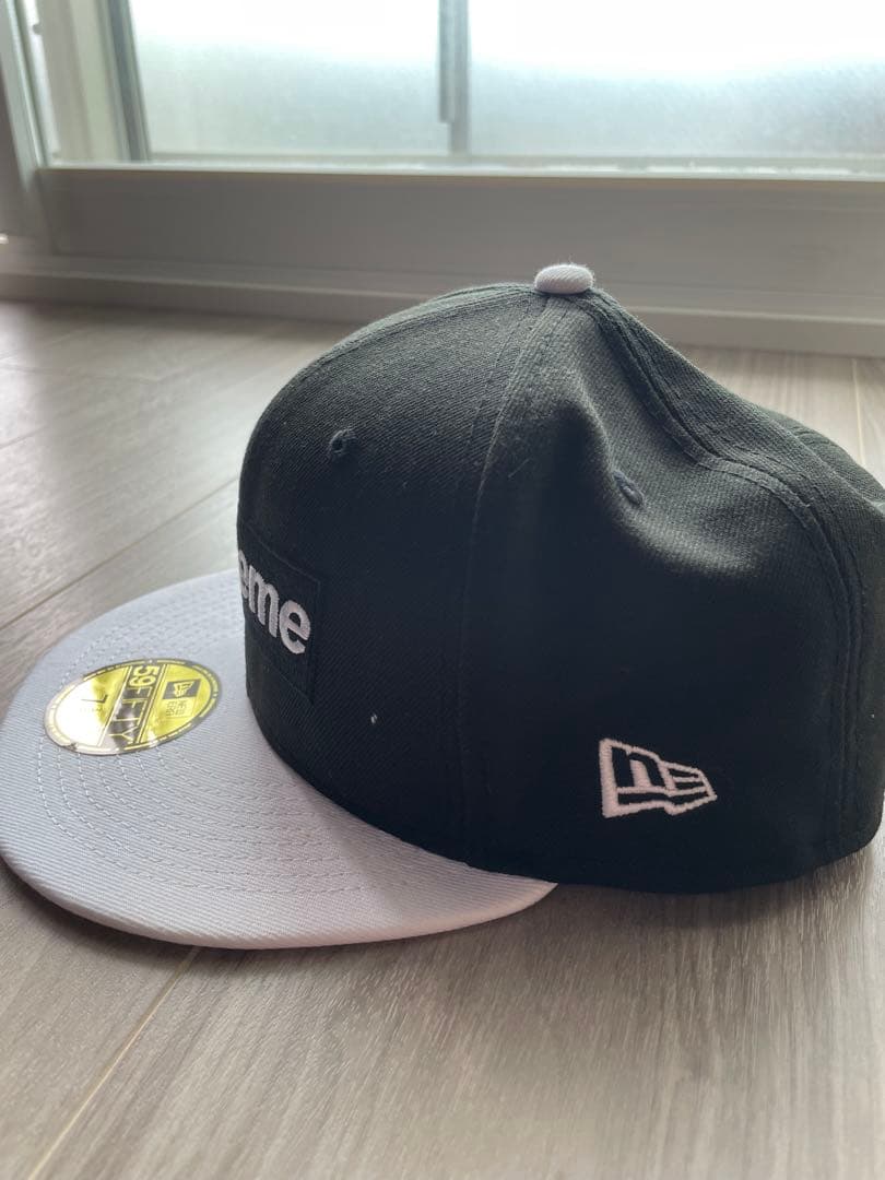 Supreme 59FIFTY キャップ ブラック/ホワイト