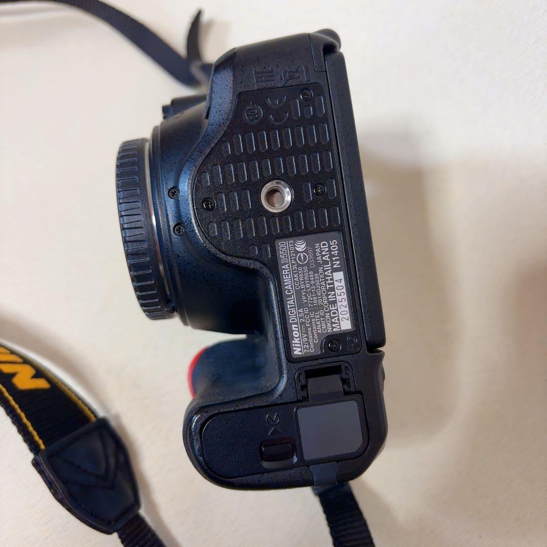 Nikon D5500 バッテリー2個 ボディ デジタル一眼レフカメラ 本体