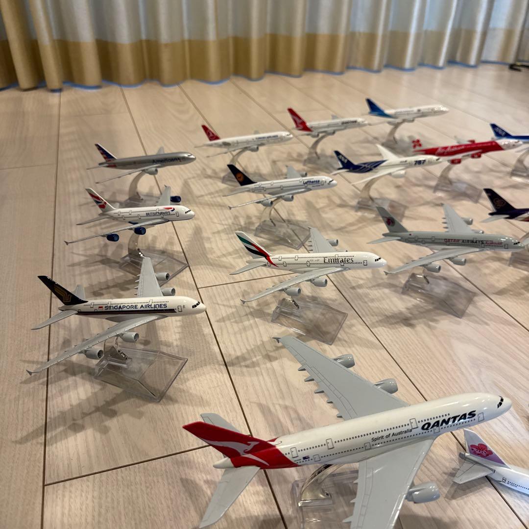 航空機モデル 24機セット 1/200スケール