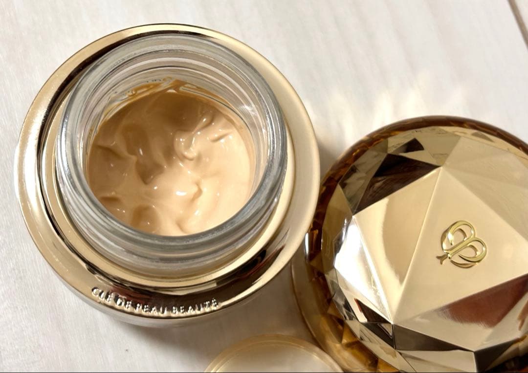 最終価格　クレ・ド・ポー ボーテ ルフォンドゥタンnオークル00 30g