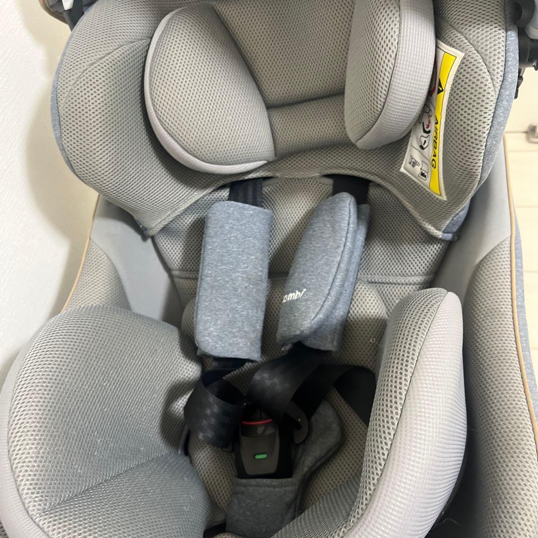 Combi チャイルドシート クルムーブ　ISOFIX