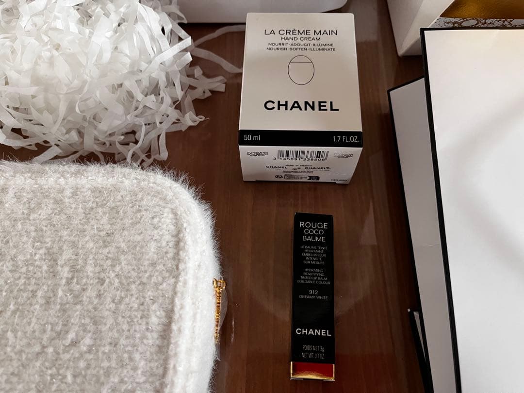 【新品未使用】 CHANEL クリスマスコフレ2024 エッセンシャルケアセット